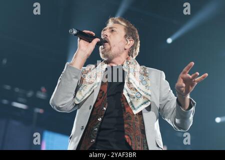 Madrid, Spanien. Januar 2022. Sänger Manolo García tritt während des Tourkonzerns im Wizcenter in Madrid auf 13. Oktober 2024 Spanien Credit: SIPA USA/Alamy Live News Stockfoto