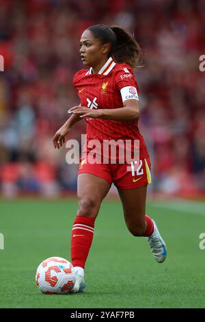 Liverpool, Großbritannien. Oktober 2024. Taylor Hinds aus Liverpool spielt mit dem Ball während des FA Women's Super League-Spiels in Anfield, Liverpool. Der Bildnachweis sollte lauten: Annabel Lee-Ellis/Sportimage Credit: Sportimage Ltd/Alamy Live News Stockfoto