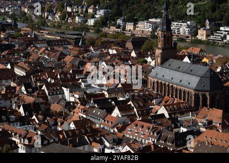 Heidelberg, Baden, Deutschland. Oktober 2024. Blick auf die Altstadt von Heidelberg, Deutschland. (Kreditbild: © Matias Basualdo/ZUMA Press Wire) NUR REDAKTIONELLE VERWENDUNG! Nicht für kommerzielle ZWECKE! Stockfoto