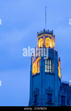 Der Chateauesque Eckturm des Medical Art Building, erbaut 1926 und entworfen von Ralph Cameron, heute Morgan Hotel seit 1984, in San Antonio Stockfoto