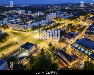 Rathenauplatz mit Synagoge, Brühlscher Garten, Albertinum und Sächsisches Staatsministerium für Kultur und Tourismus, Dresden Luftaufnahme, Dresden, Sachsen, GE Stockfoto