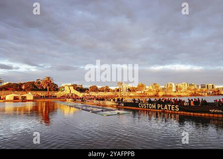 MELBOURNE, AUSTRALIEN, 1. APRIL: Sonnenuntergangsatmosphäre beim Grand Prix 2023 in Australien am 1. April 2023 Stockfoto