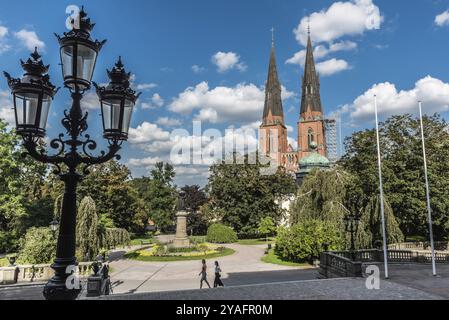 Uppsala, Uppland, Schweden, 07 27 2019 Stadtbild mit Blick auf die Kathedrale, Europa Stockfoto