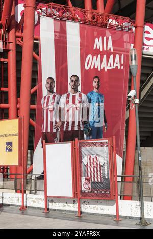 Freattyda, Athen, Griechenland, 12 28 2019 Zeichen des olympiakos Athener Stadions, Europa Stockfoto