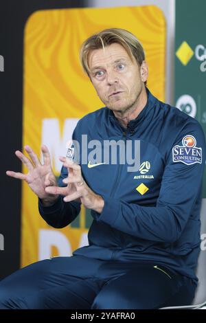 MELBOURNE, AUSTRALIEN, 3. JULI: Matildas Trainer Tony Gustavsson bei der offiziellen Eröffnung der australischen Matildas Trainingseinrichtung und FIFA 2023 Wome Stockfoto