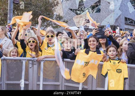 MELBOURNE, AUSTRALIEN, 11. JULI: Die Fans der australischen Commbank Matildas Women's World Cup Kader werden auf dem Federation Square vorgestellt Stockfoto