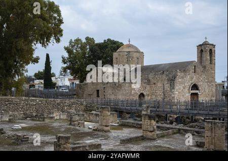 Paphos, Paphos District, Zypern, 23. März 2023, die Ruinen der Basilika von Chrysopolitissa, Europa Stockfoto