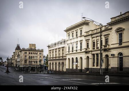 BALLARAT, AUSTRALIEN, 8. April 2023: Die ikonische Architektur der viktorianischen Landstadt Ballarat an einem stürmischen Herbstmorgen Stockfoto