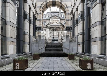 Brüssel Altstadt, Region Brüssel Hauptstadt, Belgien, 12 20 2019 - Fußgängerzone und Treppe Vierheemskinderenstraat, Rue des Quatre Fils Aymon Stockfoto