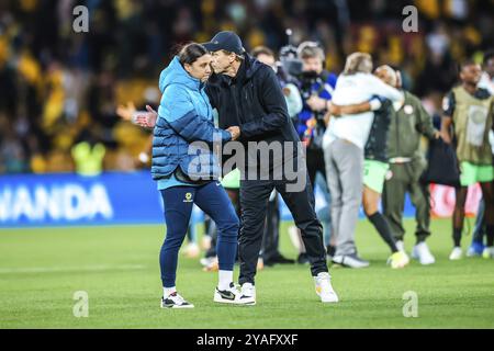 BRISBANE, AUSTRALIEN, 27. JULI: Sam Kerr aus Australien reagiert mit Tony Gustavsson, Cheftrainer von Australia Matildas, nach der Niederlage Australiens gegen Nigeria AT Stockfoto