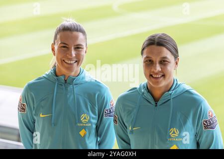 MELBOURNE, AUSTRALIEN, 3. JULI: Matildas Steph Catley und Sam Kerr bei der offiziellen Eröffnung der australischen Matildas-Trainingsanlage und FIFA 2023 W Stockfoto