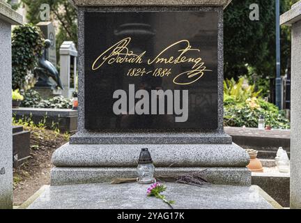 Prag, Tschechische Republik, 08 01 2020 der Grabstein des Komponisten Bedrich Smetana, Europa Stockfoto