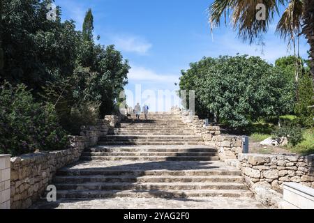 Paphos, Paphos District, Zypern, 23. März 2023, Treppen an der historischen Stätte von Nea Paphos, Europa Stockfoto