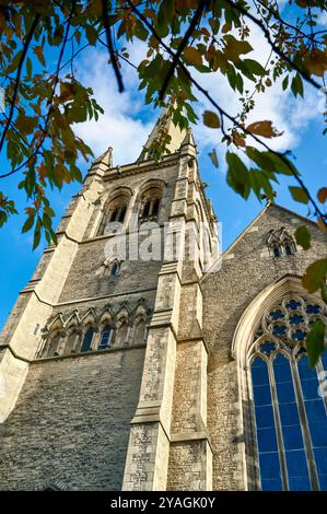 Lancaster Cathedral am Ufer des Kanals im Stadtzentrum Stockfoto