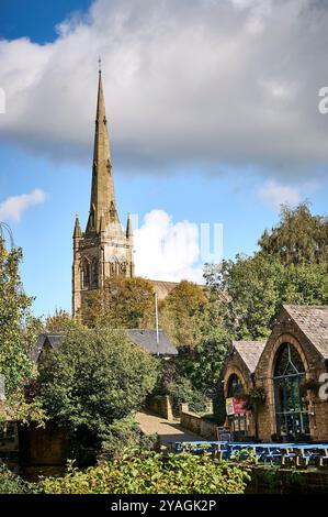 Lancaster Cathedral am Ufer des Kanals im Stadtzentrum Stockfoto