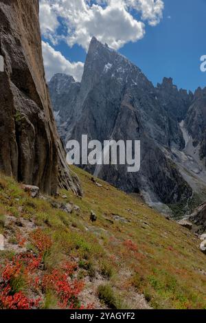 Trekking im wunderschönen Nangma Valley (Yosemite von Pakistan), Kanday, Baltistan, Pakistan Stockfoto