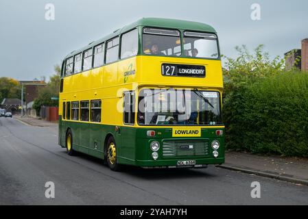 1977 Bristol VR Doppeldeckerbus in der Lackierung von Lowland Scottish im Glasgow Vintage Vehicle Trust Open Weekend 2024 Stockfoto