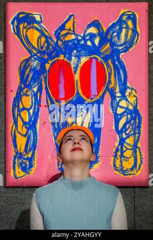 London, Großbritannien. Oktober 2024. Jack Kabangu, Lyserode Tyr (Pink Bull) (2023), EST 8.000 £ - 12.000 £ - Vorschau auf den Verkauf moderner und zeitgenössischer afrikanischer Kunst bei Bonhams in London. Der Verkauf findet am 16. Oktober 2024 statt. Guy Bell/Alamy Live News Stockfoto