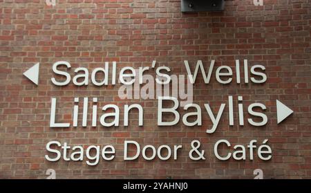 Lilian Mary Baylis CH (* 9. Mai 1874 bis 25. November 1937) war eine englische Theaterproduzentin und -Managerin. Sie leitete das Old Vic und Sadler's Wells Theater Stockfoto