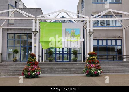 LIMERICK, IRLAND – 30. JUNI 2024: Rathaus am Merchant's Quay in Limerick, Irland. Es ist das Verwaltungszentrum von Limerick City and Co Stockfoto