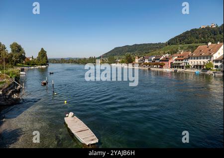 Stein am Rhein Schweiz 21. September 2024 Blick über das klare Wasser des Rheins bis zur Hauptstadt. Stockfoto