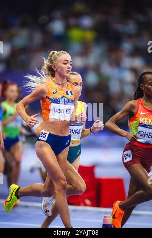 Diane van es nahm an der 10,000 Meter langen Strecke der Olympischen Spiele 2024 in Paris Teil. Stockfoto