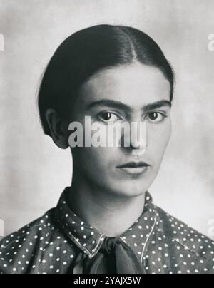 FRIDA KAHLO (907–1954) mexikanische Künstlerin, fotografiert von ihrem Vater im Jahr 1926 Stockfoto