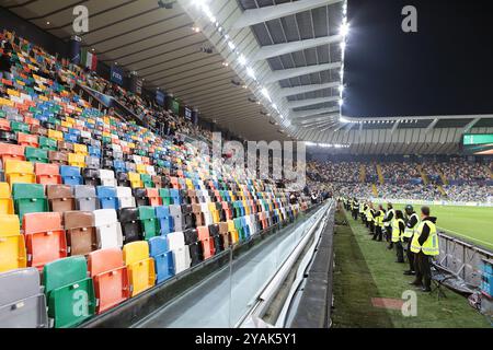 Udine, Italien. Oktober 2024. Bluenergy Stadium während des Nationalliga-Fußballspiels zwischen Italia und Israele im Bluenergy Stadium in Udine, Nordosten Italiens - Montag, 14. Oktober 2024 Sport - Fußball (Foto: Andrea Bressanutti/Lapresse) Credit: LaPresse/Alamy Live News Stockfoto