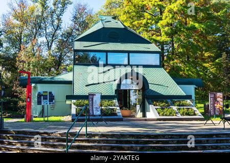 Vrnjacka Banja - Mineral Spring Lake Stockfoto