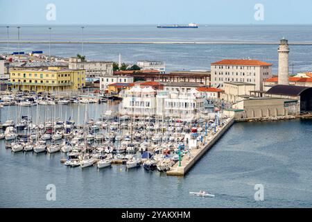 Triest Italien, Golf von Triest, Adriatisches Mittelmeer, Hafen von Triest, Porto di Triest, Lega Navale Italiana Yachtclub Marina, Molo Fratelli Bandier Stockfoto