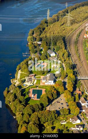 Luftbild, Strandhaus Salitos Beach Hengsteysee mit Freibad Südufer, Bahngleise, Boele, Hagen, Ruhrgebiet, Nordrhein-Westfalen, Deutschland ACHTUNGxMINDESTHONORARx60xEURO *** Luftblick, Strandhaus Salitos Strand Hengsteysee mit Freibad Südküste, Bahngleise, Boele, Hagen, Ruhrgebiet, Nordrhein-Westfalen, Deutschland ATTENTIONxMINDESTHONORARx60xEURO Stockfoto