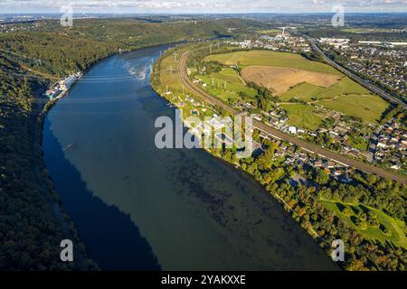 Luftbild, Hengsteysee mit RWE Koepchenwerk Hagen Boele, Bahngleise Hagen und Autobahn A1, Strandhaus Salitos Beach Hengsteysee mit Freibad Südufer, Fernsicht und blauer Himmel mit Wolken, Boele, Hagen, Ruhrgebiet, Nordrhein-Westfalen, Deutschland ACHTUNGxMINDESTHONORARx60xEURO *** Luftansicht, Hengsteysee mit RWE Koepchenwerk Hagen Boele, Bahngleise Hagen und Autobahn A1, Strandhaus Salitos Strand Hengsteysee mit Freibad Südküste, Fernsicht und blauem Himmel mit Wolken, Boele, Hagen, Ruhrgebiet, Nordrhein-Westfalen, Deutschland ATTENTIONxMINDESTHONORARx60xEURO Stockfoto