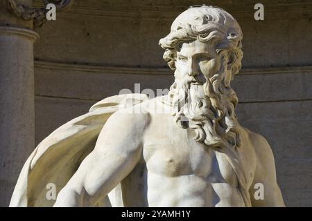 Nahaufnahme der Neptun-Statue des Trevi-Brunnens in Rom, Italien, Europa Stockfoto