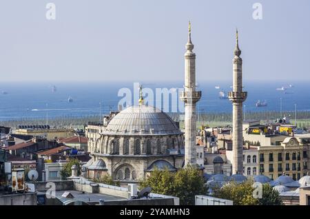 Blick von oben auf die Moschee in Istanbul, Türkei, Asien Stockfoto