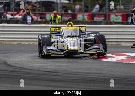 INDYCAR Series-Fahrer COLTON HERTA (26) aus Valencia, Kalifornien, fährt während des Grand Prix von Portland Bitnile.com in Portland in die Kurven Stockfoto