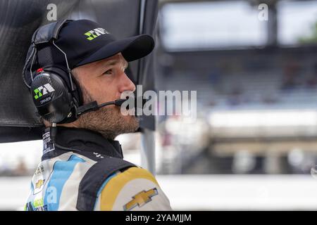 Der INDYCAR-Fahrer AGUSTIN HUGO CANAPINO (R) (78) aus Arrecifes, Argentinien, bereitet sich auf das Training für den Indianapolis 500 beim Indianapolis Motor Speedw vor Stockfoto