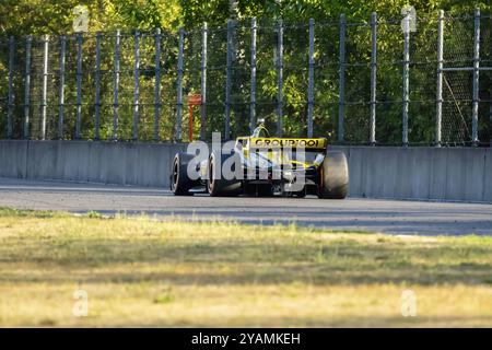 INDYCAR Series-Fahrer COLTON HERTA (26) aus Valencia, Kalifornien, reist während des letzten Trainings für den Bitnile.com durch die Rückstrecke Stockfoto