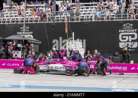 INDYCAR-Fahrer HELIO CASTRONEVES (06) aus Sao Paulo, Brasilien, bringt seine Meyer Shank Racing Honda während des Chevrolet Detroit Grand Pri in Dienst Stockfoto