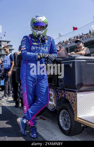 INDYCAR-Fahrer CONOR DALY (20) aus Noblesville, Indiana und sein Ed Carpenter Racing Chevrolet-Team bereiten sich auf die Qualifikation für die Indianapolis 500 am vor Stockfoto