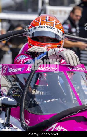 Der INDYCAR-Fahrer SIMON PAGENAUD (60) aus Montorillon, Frankreich, bereitet sich auf das Training für die Indianapols 500 auf dem Indianapolis Motor Speedway in Indiana vor Stockfoto