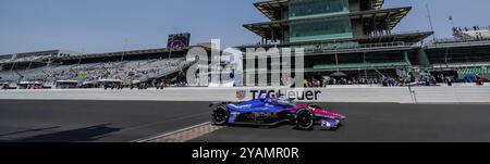 Der INDYCAR-Fahrer CONOR DALY (20) aus Noblesville, Indiana, überquert den Ziegelgarten während einer Trainingseinheit für die Indianapols 500 im Indianapo Stockfoto