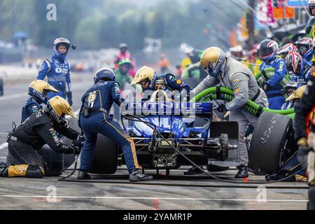 Fahrer der INDYCAR-Serie, RYAN HUNTER-REAY (20) von ft. Lauderdale, Florida, bringt sein Auto zum Dienst während des Grand Prix von Portland A Bitnile.com Stockfoto