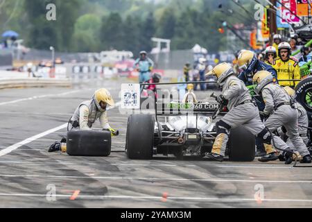 INDYCAR Series-Fahrer RINUS VEEKAY (21) aus Hoofddorp, Niederlande, bringt sein Auto während des Grand Prix von Portland Bitnile.com in Por zum Einsatz Stockfoto