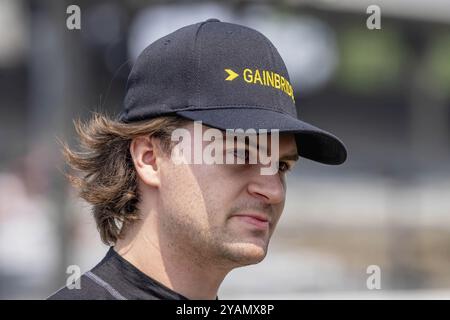 Der INDYCAR-Fahrer COLTON HERTA (26) aus Valencia, Kalifornien, bereitet sich auf das Training für die Indianapols 500 auf dem Indianapolis Motor Speedway in Indianap vor Stockfoto