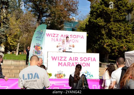 Teilnehmer des traditionellen jährlichen Marathons, gesponsert von Wizz Air in Sofia Bulgarien, Osteuropa, Balkan und EU Stockfoto