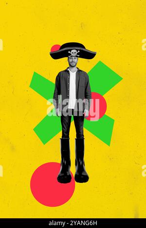 Vertikale Fotocollage des glücklichen Mannes tragen Kapitän Gummistiefel Piratenhut hallooween Party-Feiertag isoliert auf gemaltem Hintergrund Stockfoto