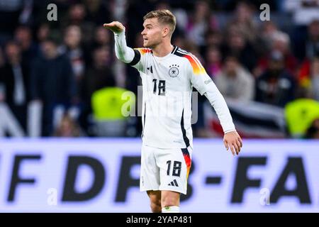 München, Deutschland. Oktober 2024. Fußball: Nations League A, Deutschland - Niederlande, Gruppenphase, Gruppe 3, Spieltag 4, Allianz Arena. Der deutsche Maximilian Mittelstädt gestikuliert. Quelle: Tom Weller/dpa/Alamy Live News Stockfoto