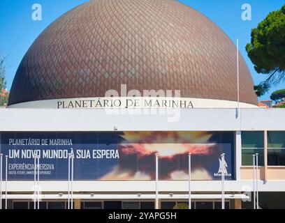 Planetario de Marinha (früher Calouste Gulbenkian Planetarium), entworfen von Frederico George im Jahre 1965, Praca do Imperio, Belem, Lissabon, Portugal Stockfoto