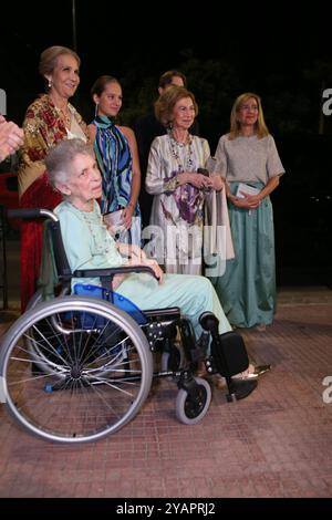 Königin Sofia von Spanien mit ihrer Familie. Ankunft vor der Hochzeit im byzantinischen Museum in Athen. Stockfoto