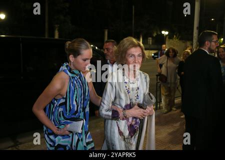 Königin Sofia von Spanien mit ihrer Familie. Ankunft vor der Hochzeit im byzantinischen Museum in Athen. Stockfoto